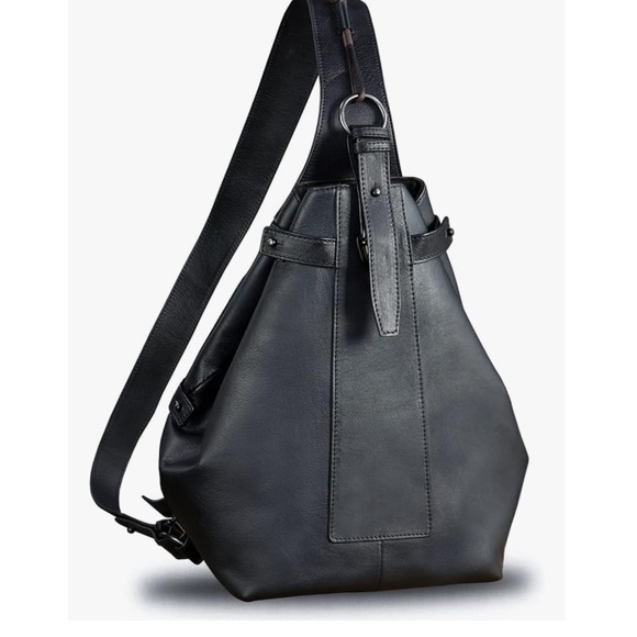 LRTO Crossbody Black Leather Bag